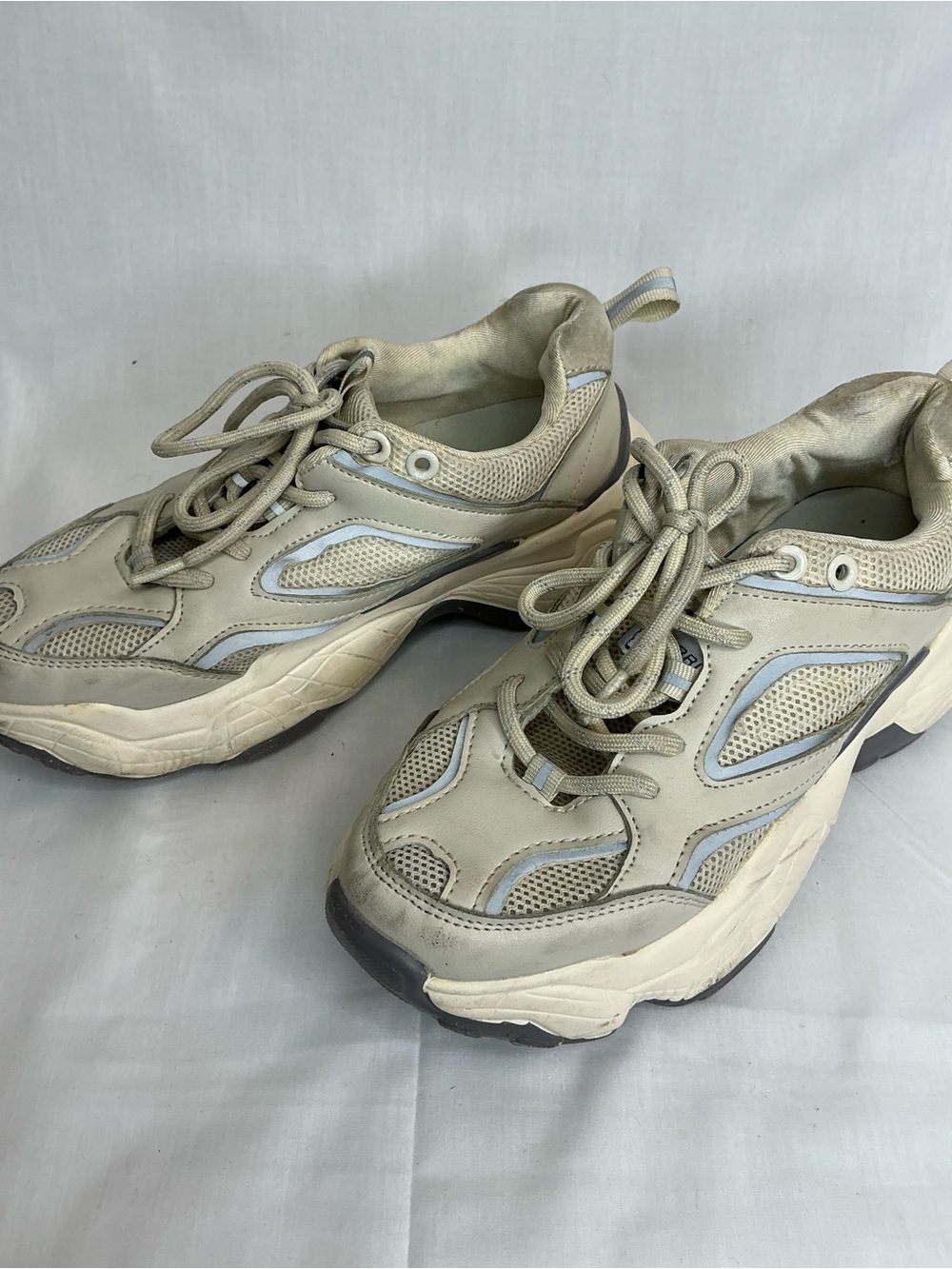 2140 - Chunky Beige Mesh Sneakers - Neutral Tones